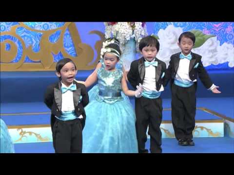 การแสดงจินตลีลาประกอบ เพลงพระราชานิพนธ์  " แม่ของคนไทย " โรงเรียนอนุบาลปร างทิพย์
