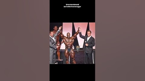 TWO LEGENDS IN ONE FRAM🥶OLD BODYBUILDING👑 #ronniecoleman#arnoldschwarzenegger#shorts