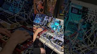 #experimentalmusic #electronicmusic #noise #glitch #synth #improvisation #sounddesign #soundscape