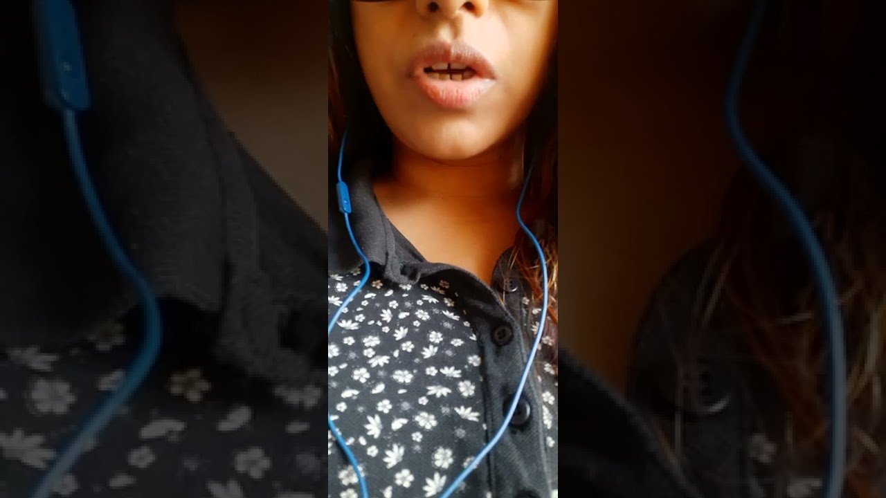 Dead Man's Daughter by Roz Watkin, reading the back cover, 