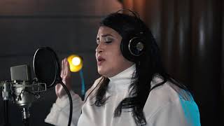 Paula Farias - Fogo Sagrado