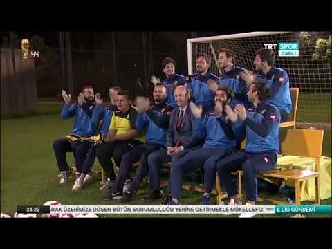 Ankaragücü - Sol Kapalı | Şampiyon futbolcularımızdan ''Buralar Hep Köy Kasaba'' performansı!