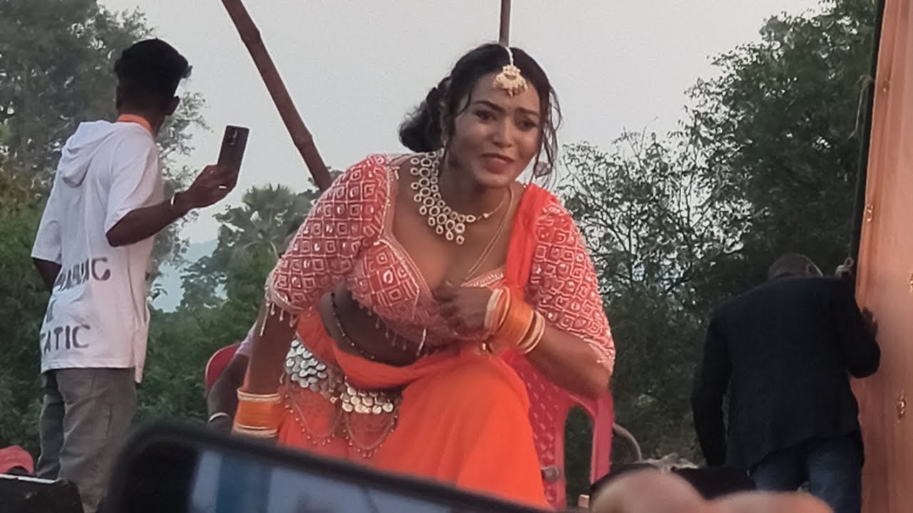 🎪Ulhainn program 🌹me 🌹 Dencer Sarita Naik ne sobko pagal kardiya