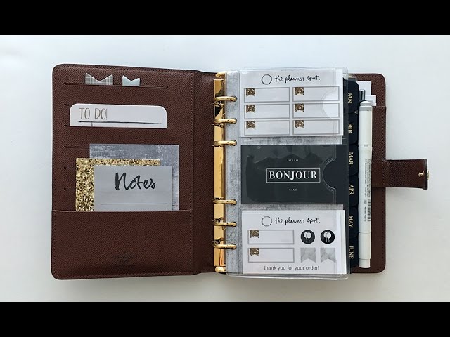 Flip Thru of My Louis Vuitton MM Personal Size Planner Setup 