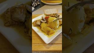 Куриное бедро тушёное с картофелем. Шикарное блюдо из простого. #shorts #рецепт #еда #ужин
