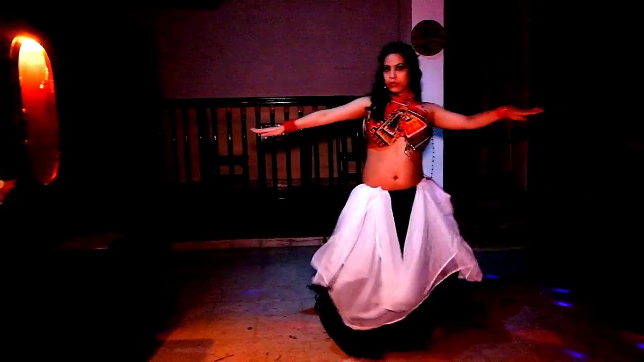 Ardah bailando