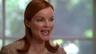 The Housewives 1x01 Scene 1