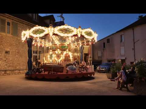 Vidéo: Carrousel. Bois. La Tour