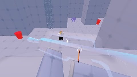 BLATANTLY aimbotting in a roblox game...