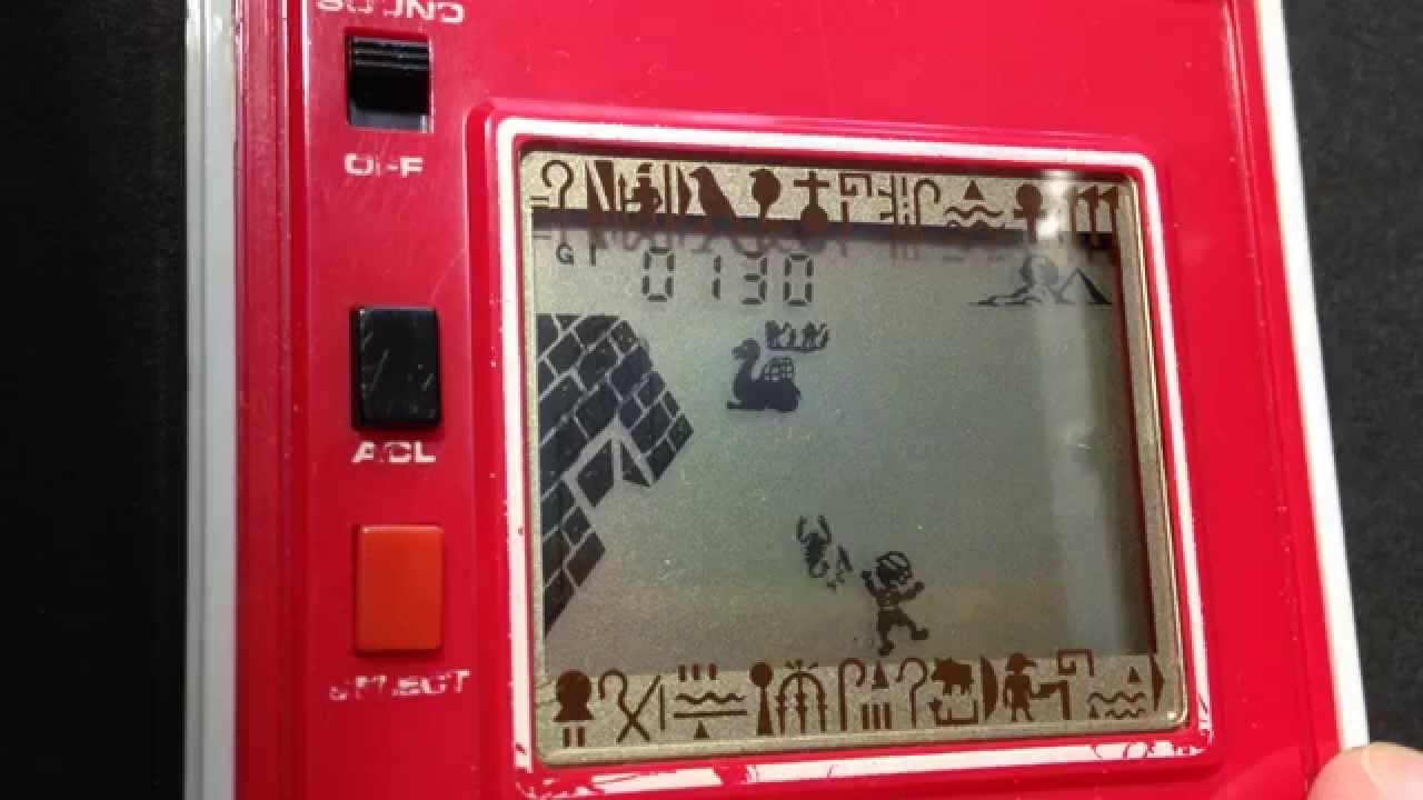 バンダイ　ソーラーパワー　謎のピラミッド　懐かしのLCDゲーム 500点ボーナスをゲットだ！