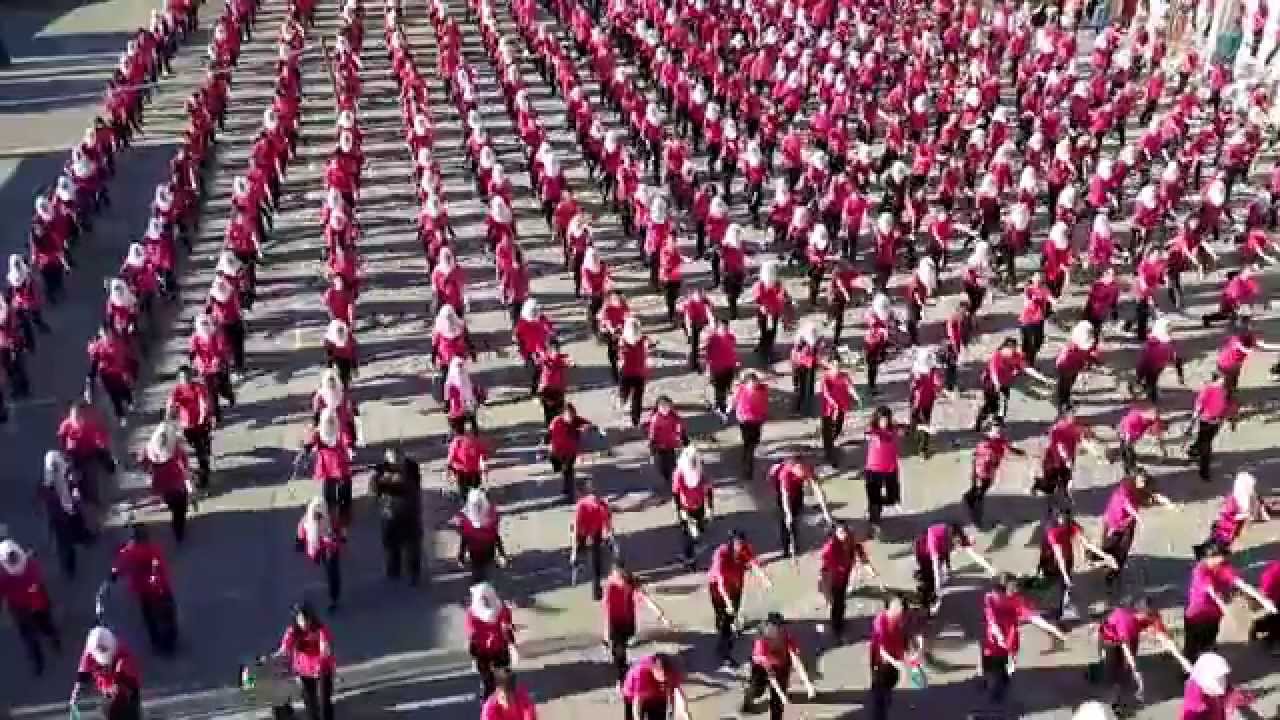 مدرسة العودة تطبق فقرة رياضية وطنية في الطابور الصباحي