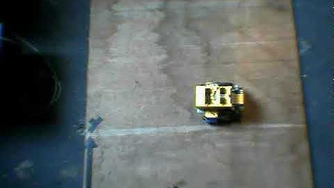 Straight line using feedback from encoders