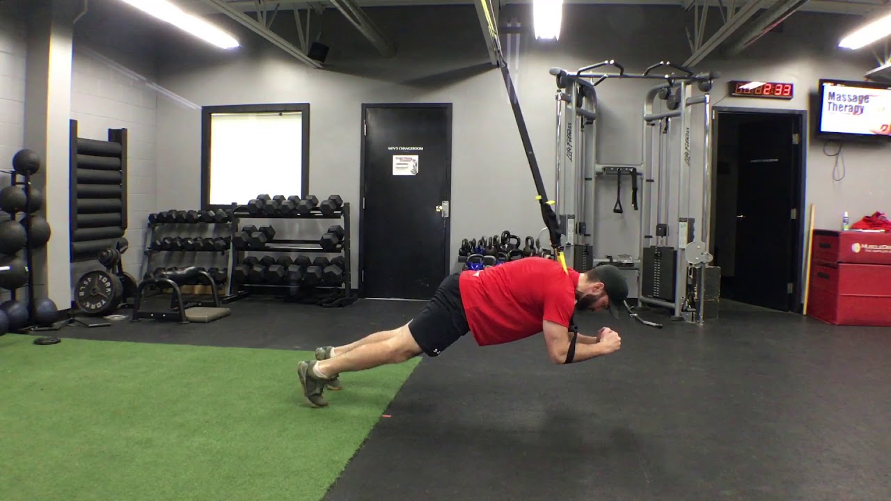 TRX squat to plank - YouTube
