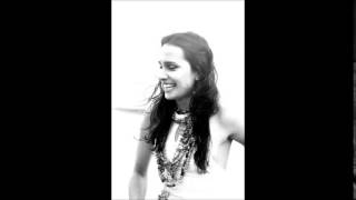 Video thumbnail of "Marcela Mangabeira - Feel Like Making Love (Roberta Flack)"