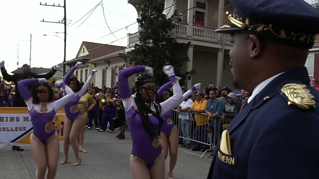 Southern University SU vs Miles College Marching Band - 2018 Bacchus Mardi Gras Parade