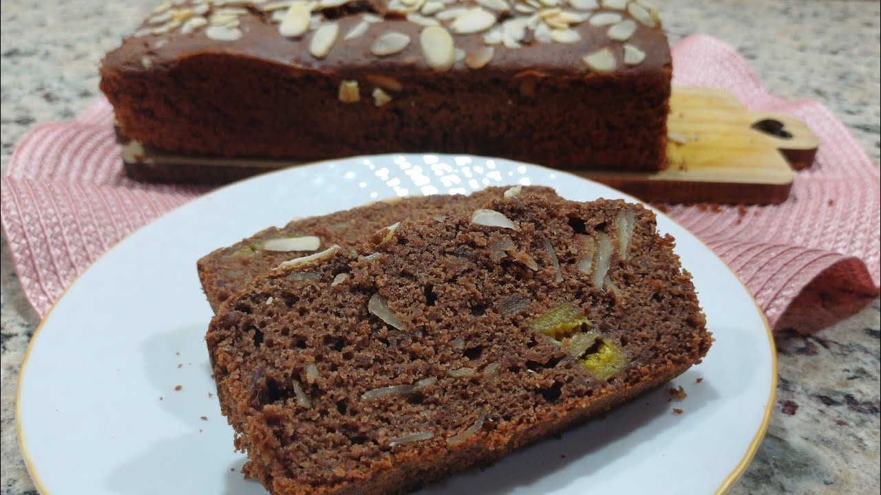 BOLO SAUDÁVEL DE TÂMARAS SEM AÇÚCAR E SEM GLÚTEN 