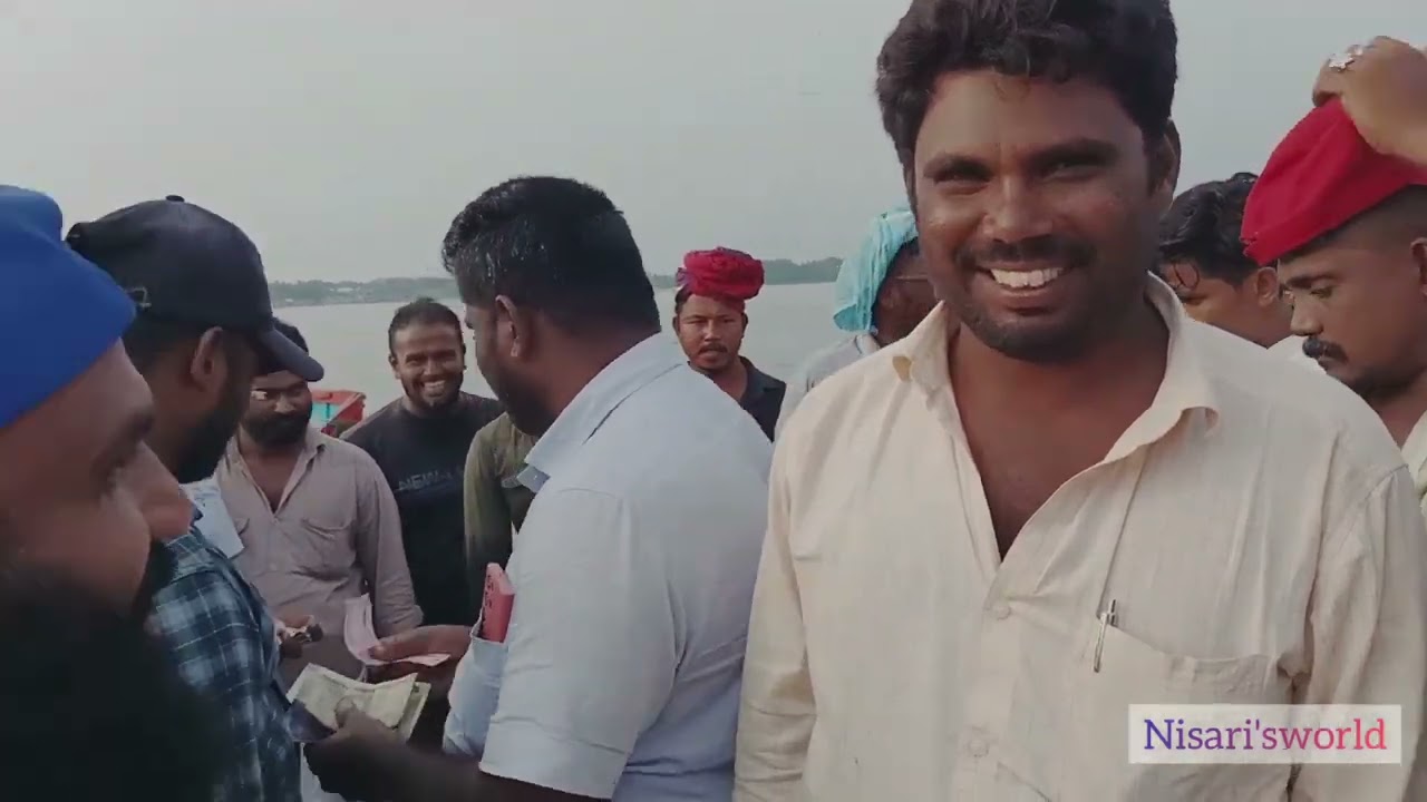 harbour||ponnani||മീൻലേലംവിളികണ്ടിട്ടുണ്ടോ||അല്ലേലുംപൊന്നാനിക്കാർസ്നേഹമുള്ളവരാ ❤