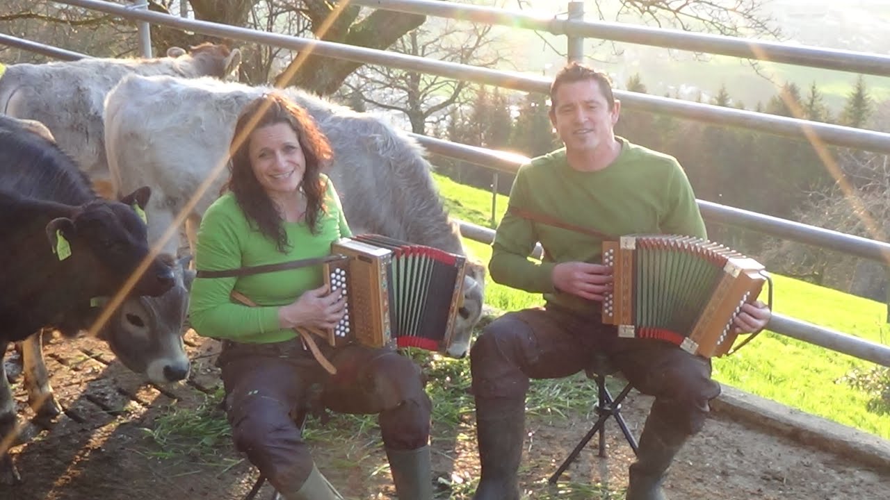 S'Chochä - Dini Seel ä chli la bambälä la (Schwyzerörgeli) Balkonkonzert