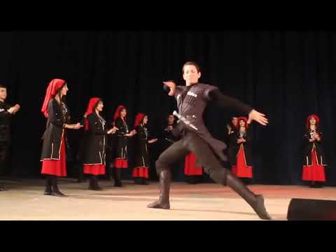 ანსამბლი უნივერსიტეტი - მლეთური