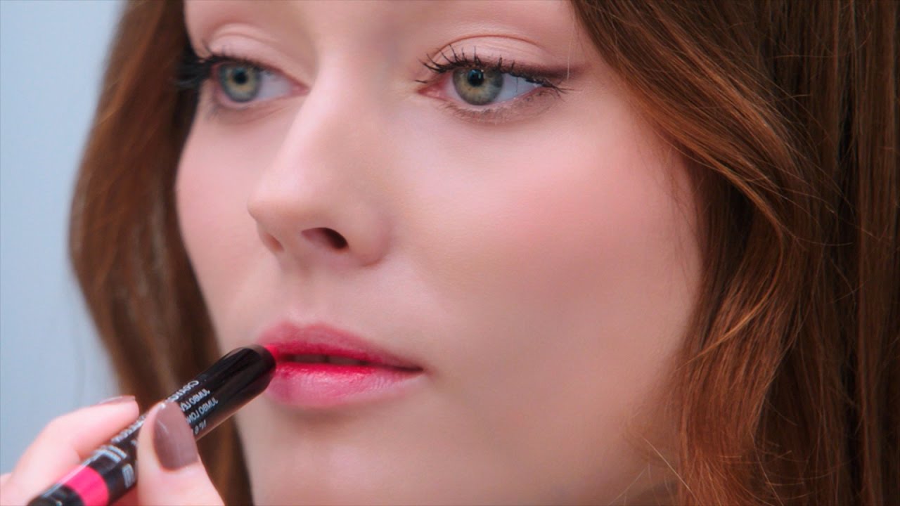 LE ROUGE CRAYON DE COULEUR by CHANEL. There are many ways to play with your lip crayon.