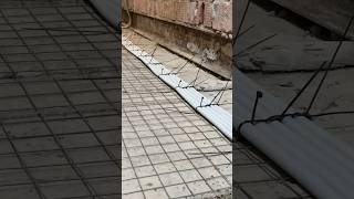 Монтаж кабеля по полу, будни электрика #ремонт #электричество