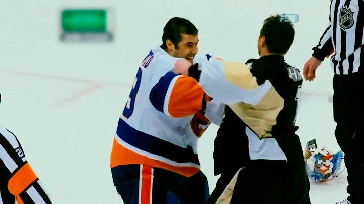 Brent Johnson KO's Rick DiPietro (Goalie Fight) | ...