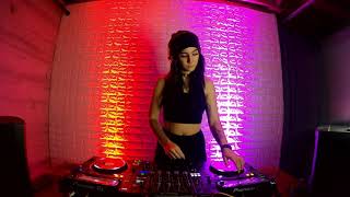 Mavri Gata - True North Radio (Halloween Special)