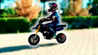 Aventuras de Den en Moto para Niños! | Historias divertidas sobre Motos!