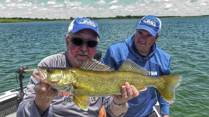 Minnesota 'Eye Candy Funny Walleye Fishing Magnet