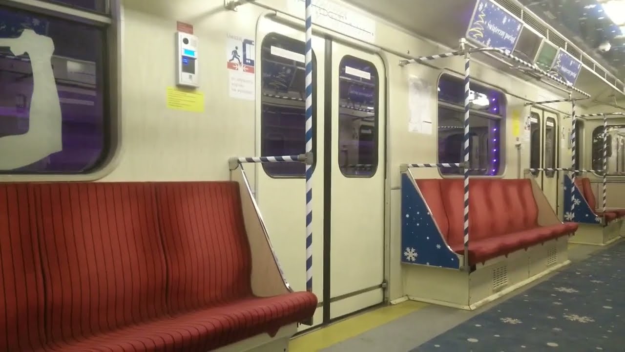 🧑‍🎄 Vagonmash 81-572.2/573.2 #11 [🚇M1] Metro Warszawskie 🧑‍🎄