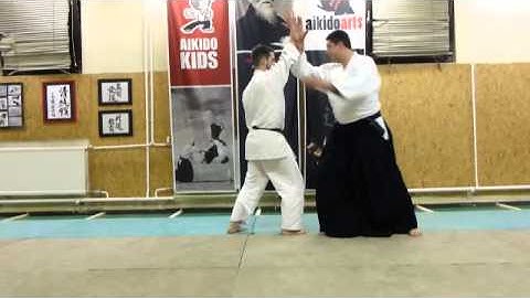 shomen uchi kotegaeshi [TUTORIAL] Aikido empty hand basic technique