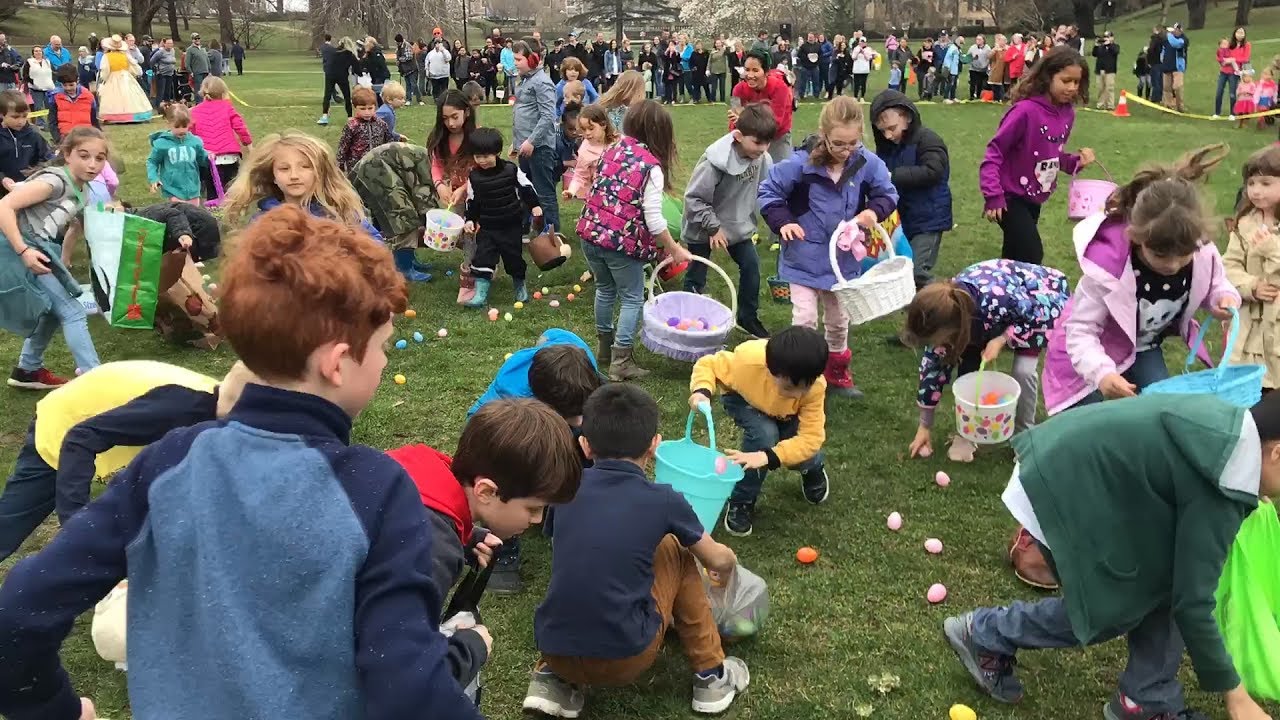 Easter Egg Hunt in 28 seconds - YouTube