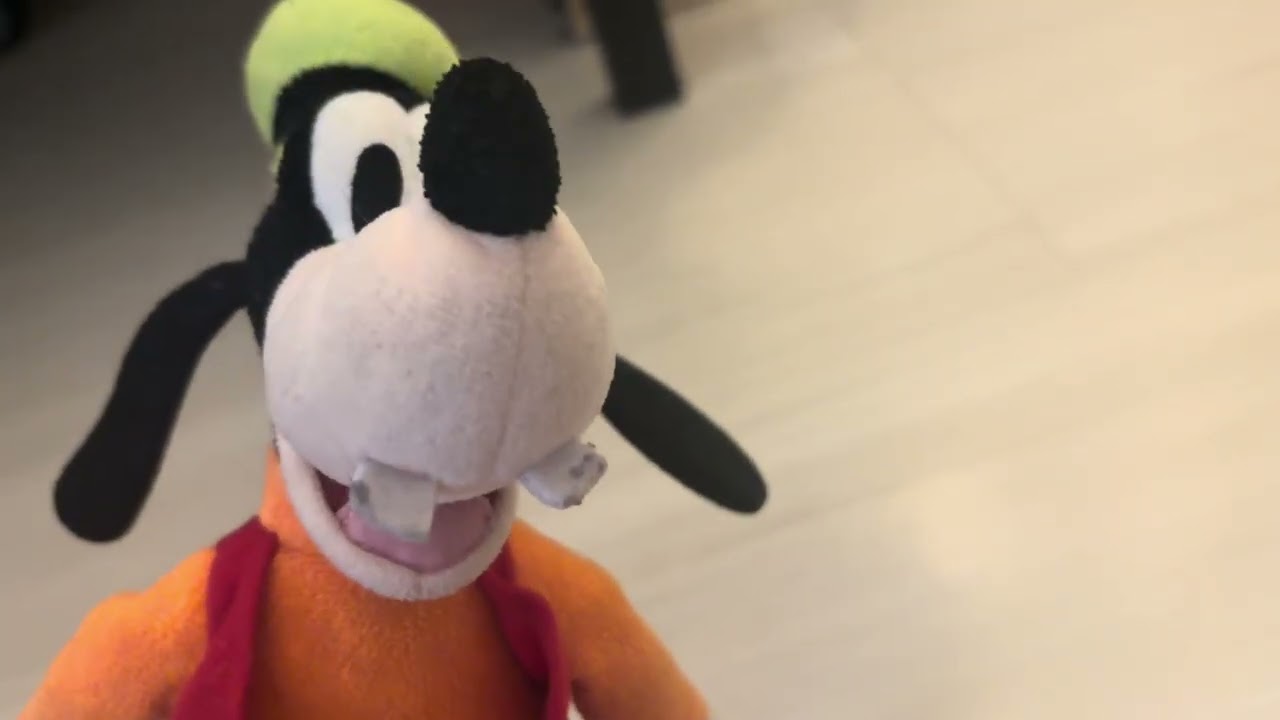 Goofy has a message to the Villains after their weekly meeting #5