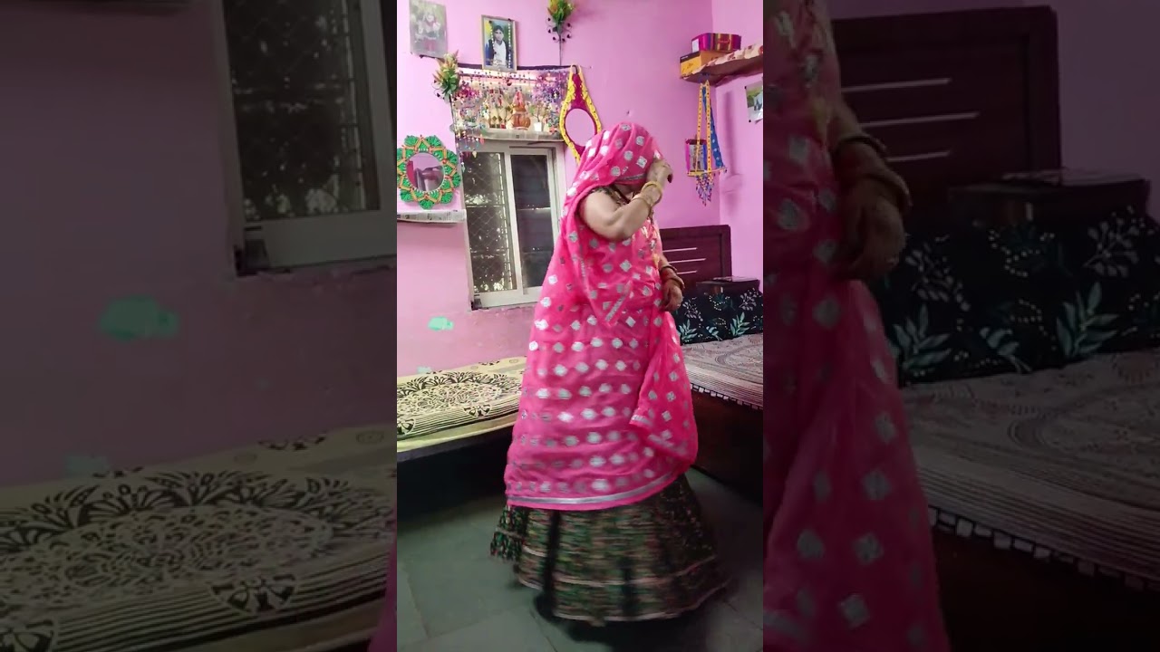 मीनावती सोंग में सभी का स्वागत‌‌ कृपया करके मेरे चैनल को ज्यादा से ज्यादा सपोर्ट और लाइक और शेयरकरें