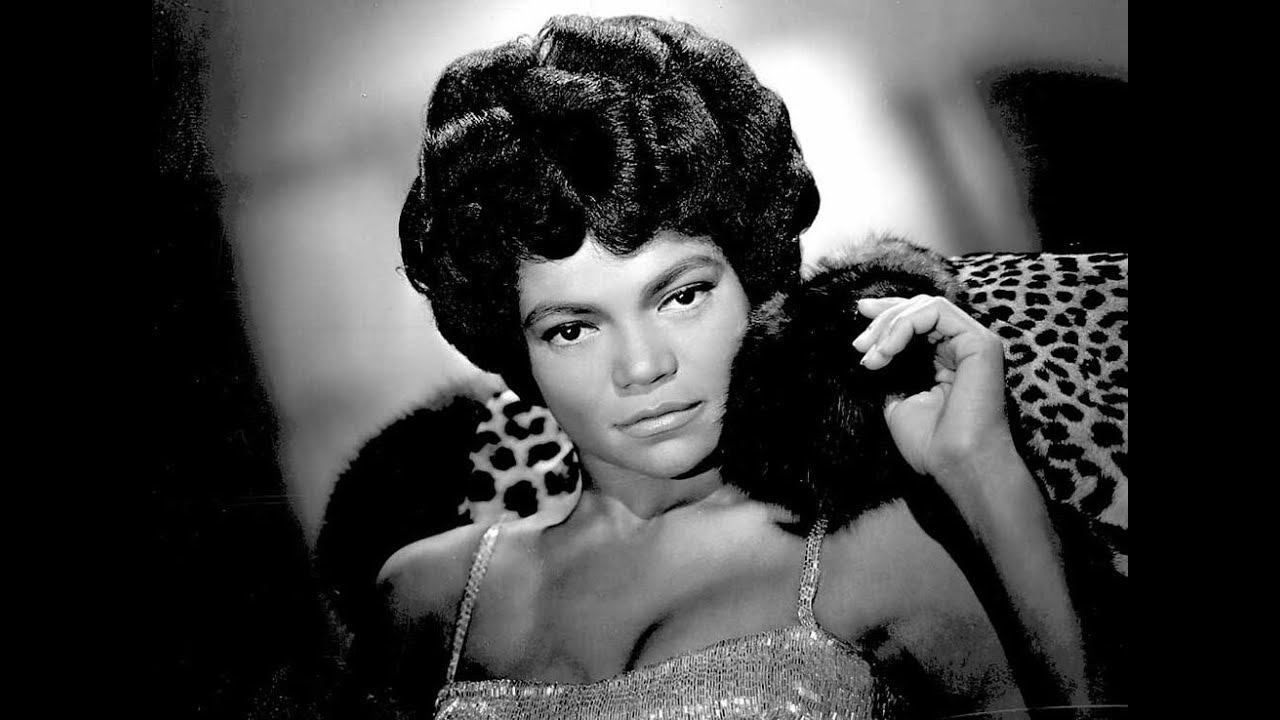 The Story You Didn't Know About Eartha Kitt's 'Santa Baby