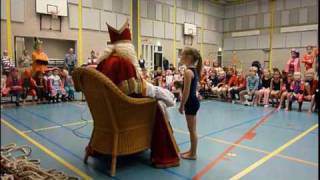Download Lagu Nr 2 van 4 Sinterklaas Turning Spirit 2009 Pietengym+sint Proza Nr 2 van 4 .mpg MP3