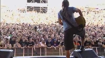 Less Than Jake - Look What Happened (live @ Area 4)