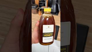 Making coffee with honey