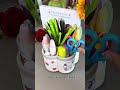 With this 360-degree rotating pen holder, the child's desk will no longer be messy, and it can a