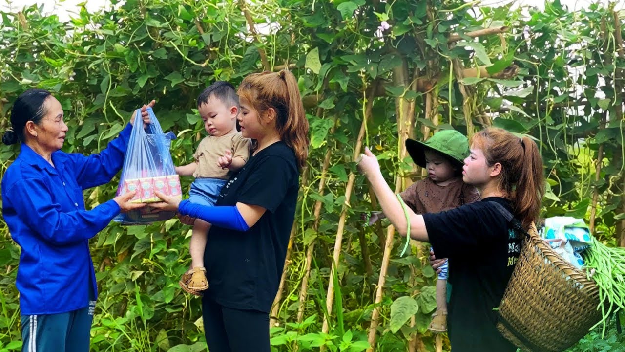 Grandma comes back to reunite the family | Will Single mom return home with her ?