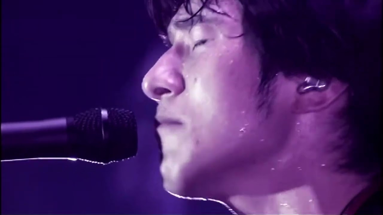 Mr.Children くるみ Tour 2004 シフクノオト - YouTube
