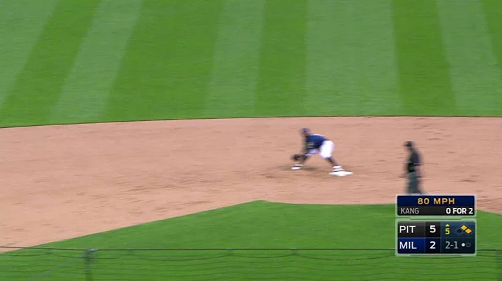PIT@MIL: Rowen induces a 5-4-3 double play in the 5th