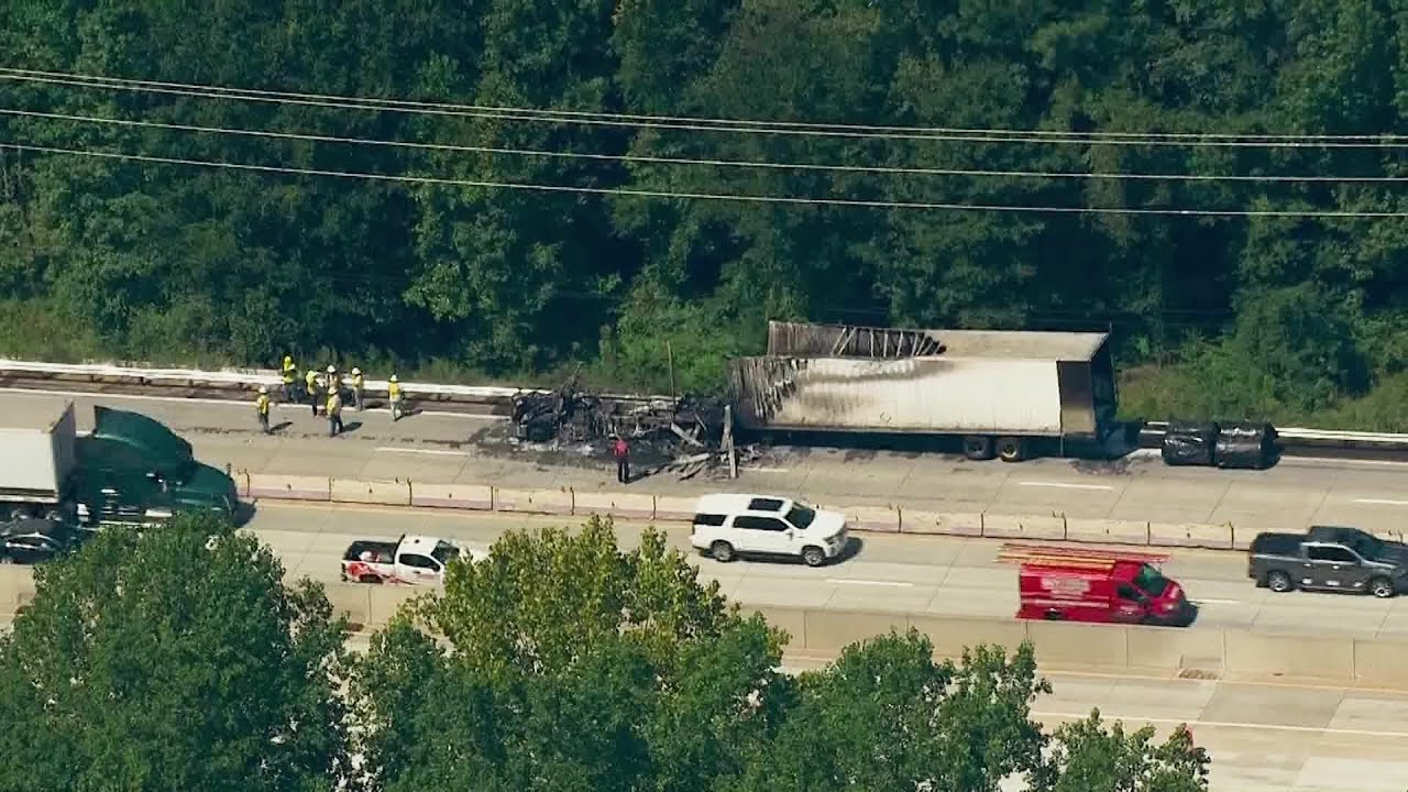 Tractor trailer fire on I-85 - YouTube
