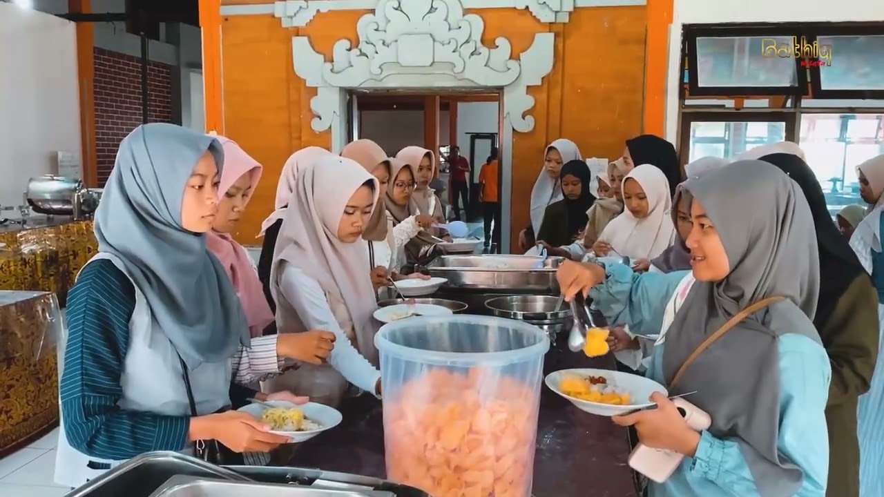 ZIARAH & WISATA BALI KELAS 11 TAHUN 2025