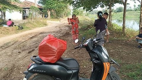 JUAL DONAT UNTUK BERBAGI DHUAFA,LANSIA DI PEDALAMAN