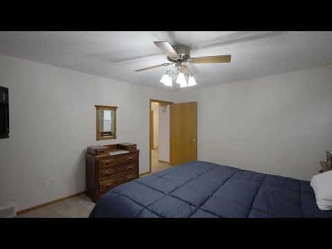 915 Pleasant Hill Drive, DeWitt, IA home video tour