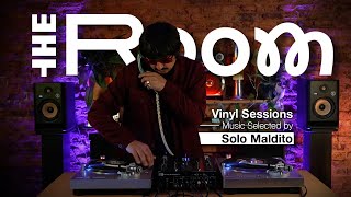 Britpop, Grunge & 90s Rock Gems on Vinyl with SOLOMALDITO | The Room Sessions (HIGH DEFINITION)