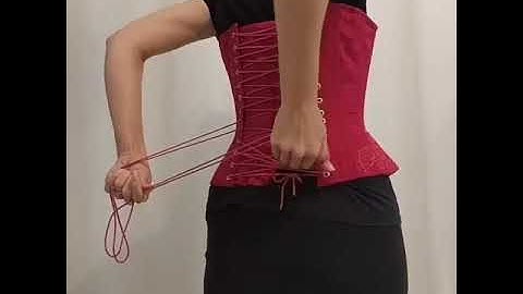 How to put on a corset yourself, without any help!