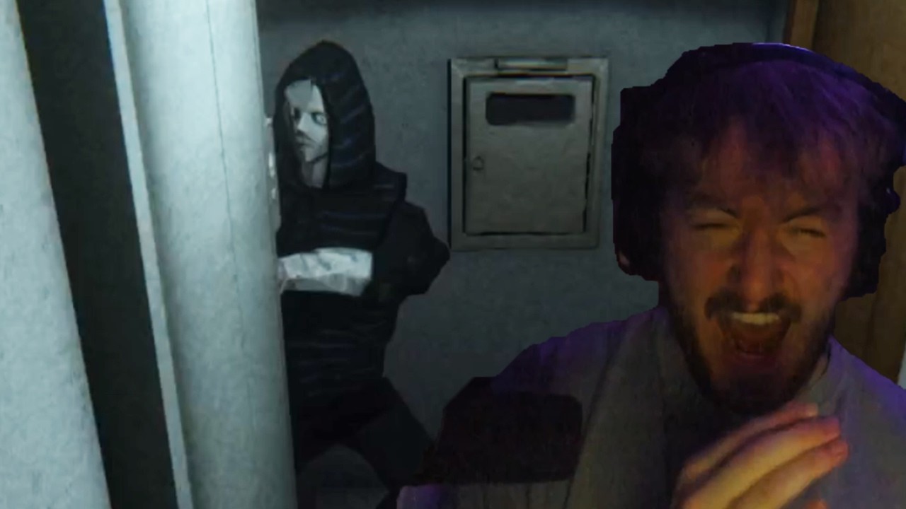 Этот убийца притворяется другими людьми.