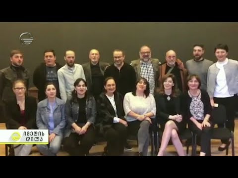 ანდრეი ზვიაგინცევმა დრამის ფაკულტეტის გუნდთან ერთად  “მრავალჟამიერი” შეასრულა